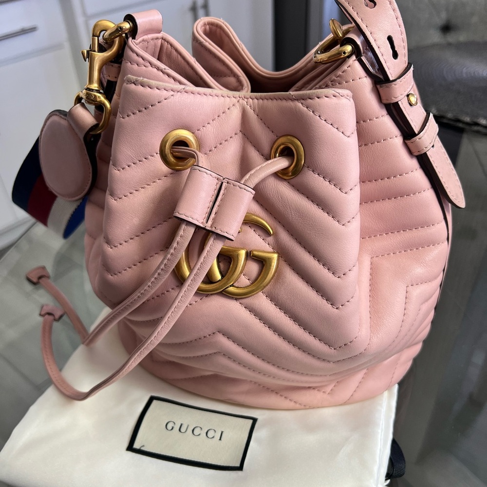 Gucci pink marmont bucket bag